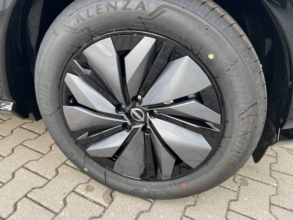 NISSAN Aria Evolve Pack (2023) - Bild 2