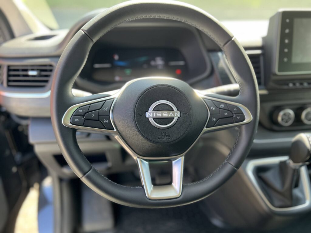 ANDERE NV300 dCi 170 2.0 Kombi (2024) - Bild 4