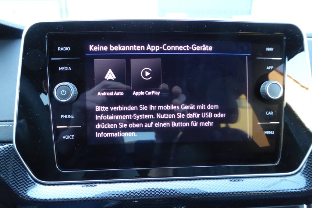 VW T-CROSS 1,0 TSI R-Line AHK Matrix DSG (2026) - Bild 7