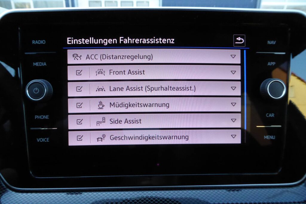 VW T-CROSS 1,0 TSI R-Line AHK Matrix DSG (2026) - Bild 9